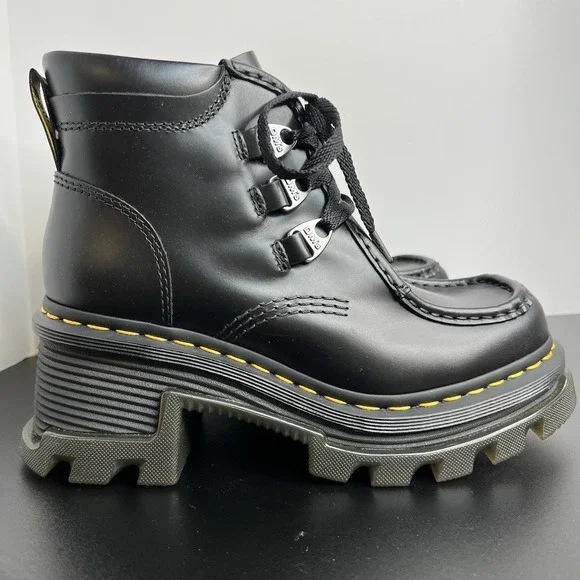 NEW Dr. Martens Black Combat Corran Chunky Platform Heeled Boots Gothic Size 7 - Picture 1 of 9